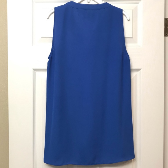 ✨Sleeveless blouse ✨ - Picture 3 of 4